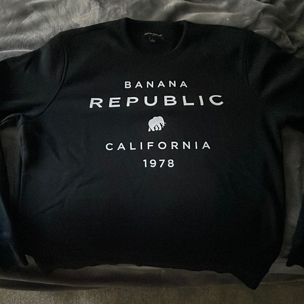 Banana Republic Crewneck